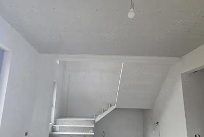 Casă cu 6 camere în Central - 4