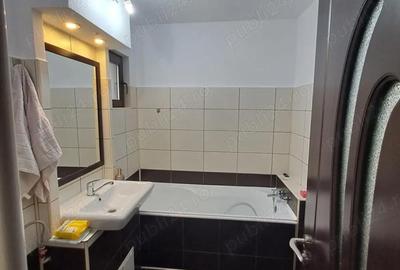 Apartament cu 3 camere decomandat în B-dul București - 1