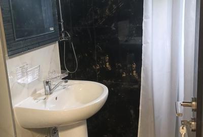 Garsonieră decomandată în Central - 2