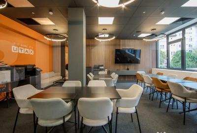 Spațiu comercial, de 130 mp, în P-ța Victoriei - 12