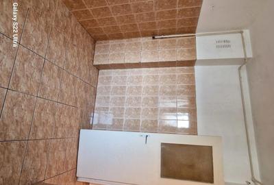 Apartament cu 4 camere semidecomandat în Central - 4