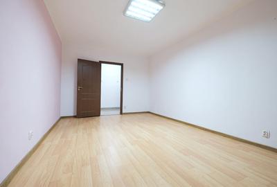 Apartament cu 3 camere decomandat în Băneasa - 3