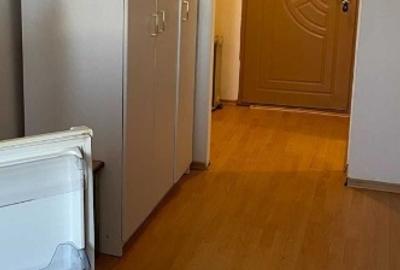 Garsonieră semidecomandată în Tractorul - 4