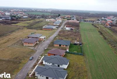 Casă cu 4 camere cu Teren 485 Mp în Vetiș - 18
