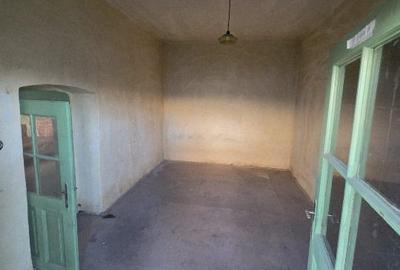 Casă individuală cu 3 camere cu Teren 1470 Mp în Central - 2