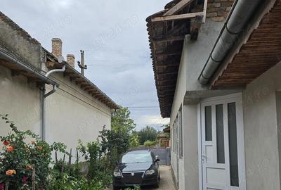 Casă cu Teren 800 Mp în Central - 3