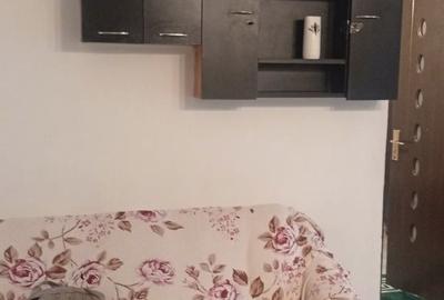 Apartament cu 2 camere nedecomandat în Tătărași