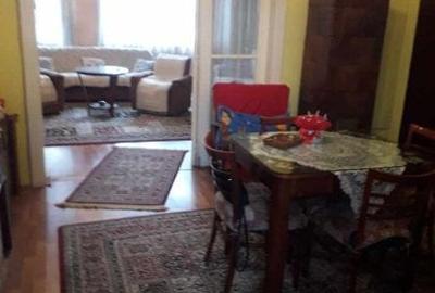 De vanzare casa  2 camere  pe str. Matei Corvin curte comuna - 4