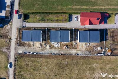 Casă cu 4 camere cu Teren 235 Mp în Central - 2