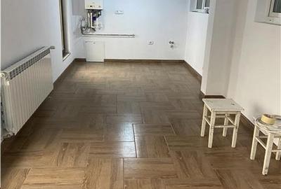 Ap 2 camere si concesiune de 81 mp,  parter, zona Policlinica 2, posibilitate ca - 3
