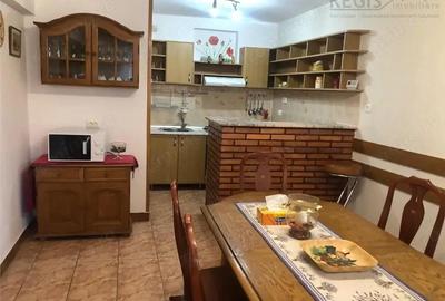 Casă cu 5 camere cu Garaj în Central - 19