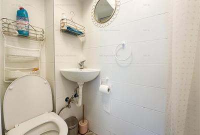 Apartament cu 3 camere decomandat în Schei - 8