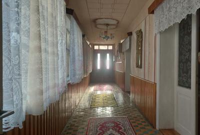 CASĂ 5 CAMERE\ OȚELU-ROȘU\ZONA CIREȘA \ COMISION 0% - 12