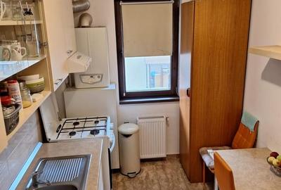 Apartament cu 2 camere decomandat în Rahova - 3