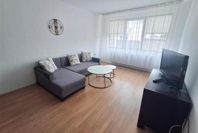 Apartament cu 3 camere decomandat în Ștrand