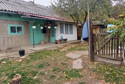 Casă cu 4 camere în Central - 6