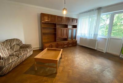 Apartament cu 2 camere decomandat în Plopilor - 2