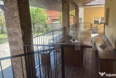 Casă cu 4 camere cu Teren 525 Mp în Central - 11