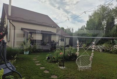 Vila de vanzare in Livezeni cu privelste deosebita, 970mp teren - 10