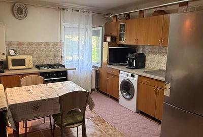 Apartament cu 2 camere semidecomandat în Micro 16 - 2