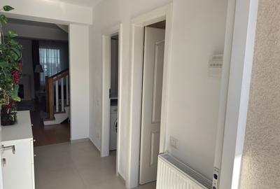 Duplex cu 4 camere cu Canalizare în Corbeanca - 2