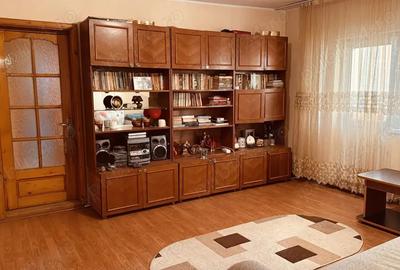 Vand apartament cu 2 camere, zona Pod, Rm Sarat, Jude?ul Buzau Vand apartament cu 2 camere, zona Pod, Rm Sarat, Jude?ul Buzau - 1