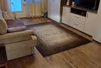 Vand apartament 2 camere, TG. Mures, 7 Noiembrie