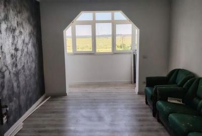 Apartament cu 2 camere decomandat în Central - 3