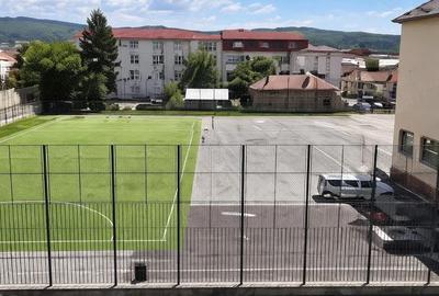 Garsonieră decomandată în Traian - 1