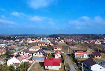 Teren de 1200 mp, în Bazoș - 3