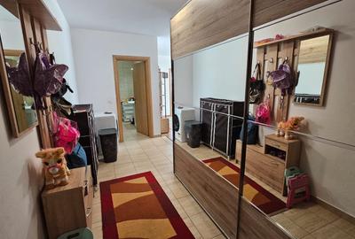 Berceni - Metalurgiei, Cartierul Solar, imobil 2018,mobilat si utilat, 3 camere - 9