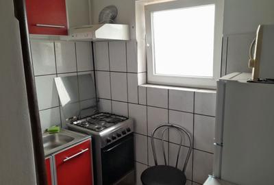 Garsonieră decomandată în 6 Vânători - 4