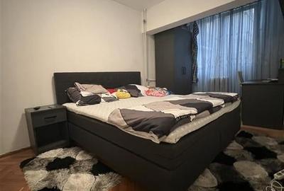 Apartament cu 3 camere semidecomandat în Iosia