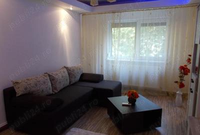 Apartament cu 2 camere decomandat în Școlilor