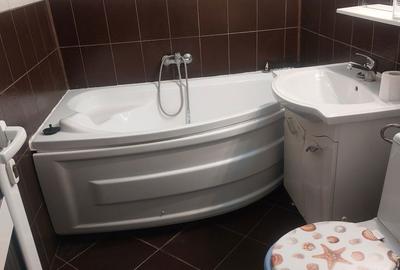Apartament cu 3 camere decomandat în Exterior Vest - 2