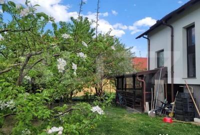 Casă cu 5 camere cu Teren 500 Mp în Central