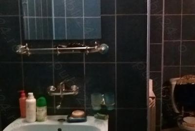 Casă cu 6 camere în Traian - 1