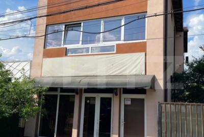 Casă cu 5 camere cu Teren 300 Mp în Central - 3