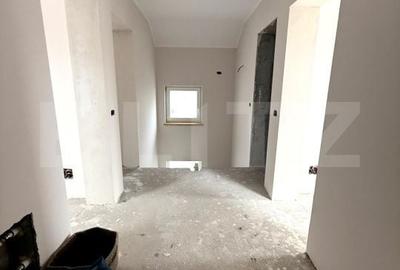 Casă cu 5 camere cu Teren 300 Mp în Ițcani