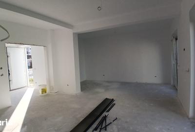 Casă cu 4 camere cu Teren 250 Mp în Tilișca
