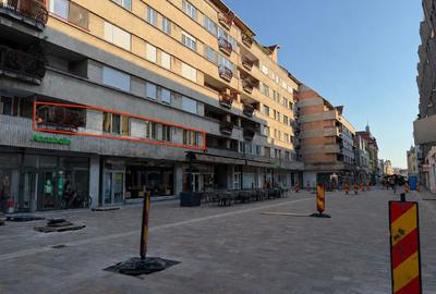 Apartament cu 3 camere decomandat în Ultracentral