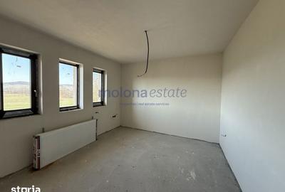 Casă cu 4 camere cu Teren 470 Mp în Jucu - 2