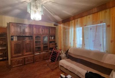 Apartament 3 camere Micro 16 etaj 1
