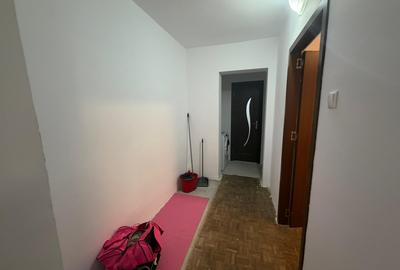 Apartament cu 3 camere semidecomandat, mobilat în Titan - 5