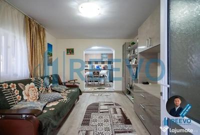 Casă cu 3 camere cu Teren 2270 Mp în Central - 2