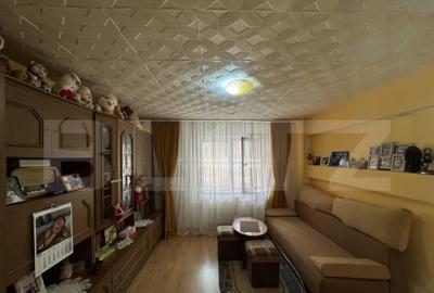 Apartament cu 3 camere semidecomandat în 9 Mai - 6
