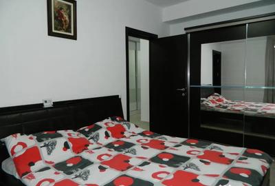 Apartament cu 3 camere decomandat în Găvana