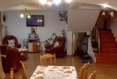 Casă cu 4 camere în Poiana - 6