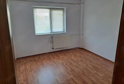 Apartament cu 2 camere decomandat în Piața Nouă - 4