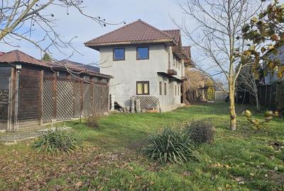 Casă cu 3 camere cu Teren 2800 Mp în Bucșani - 3